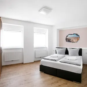 https://sunlit-garden-mountain-apartment.com-bavaria.com