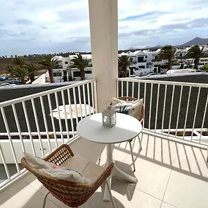 https://casa-darwin-lanzarote.in-canary-islands.com